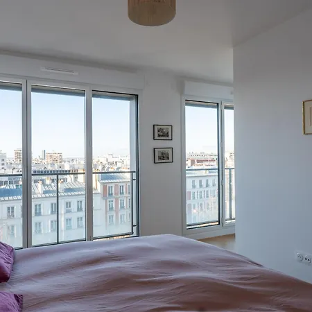 Elegant Flat With Terrace In The Heart Of *